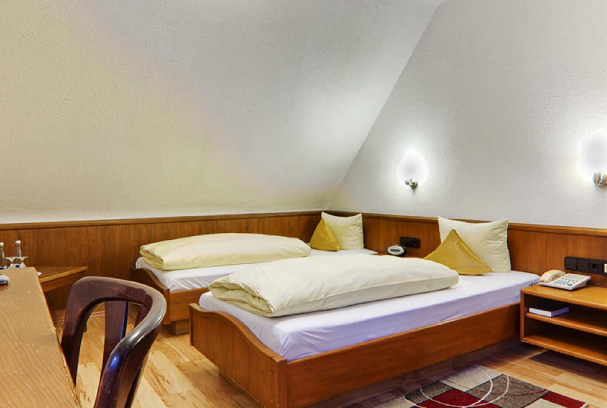 Hotel Lamm Remshalden Εξωτερικό φωτογραφία