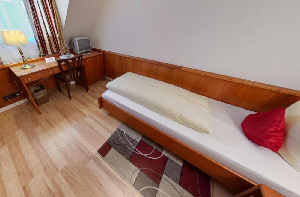 Hotel Lamm Remshalden Δωμάτιο φωτογραφία